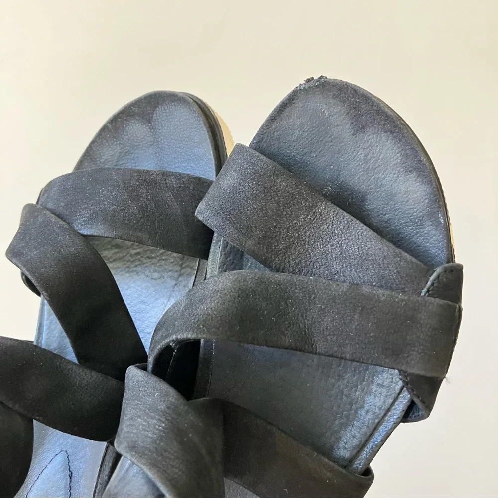 Eileen Fisher | Smart Sport Leather Strappy Sandals